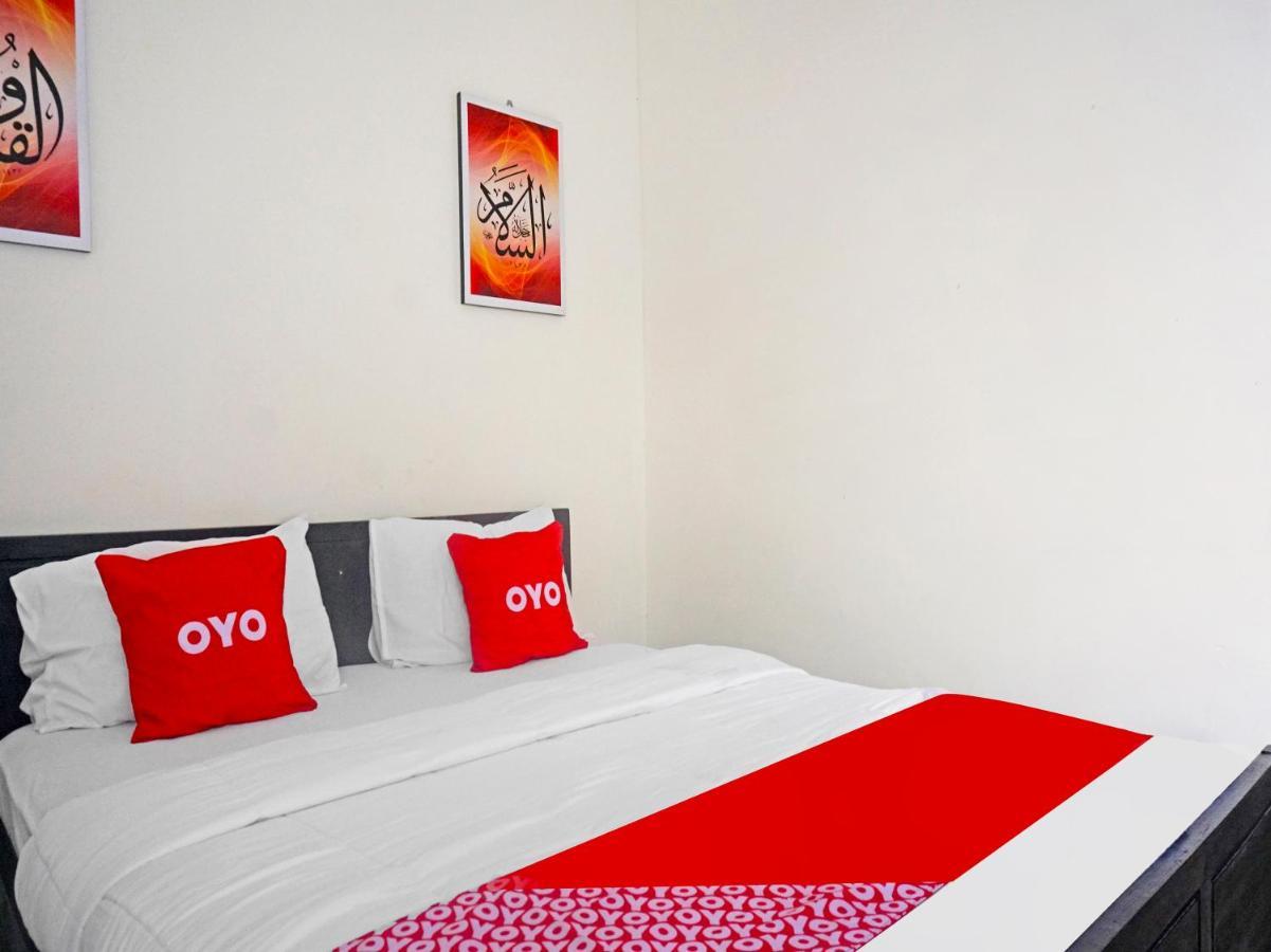 Oyo 91412 Ameera Inn Syariah جاكرتا المظهر الخارجي الصورة
